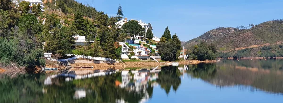 Foto de capa de Lago Azul Eco Hotel
